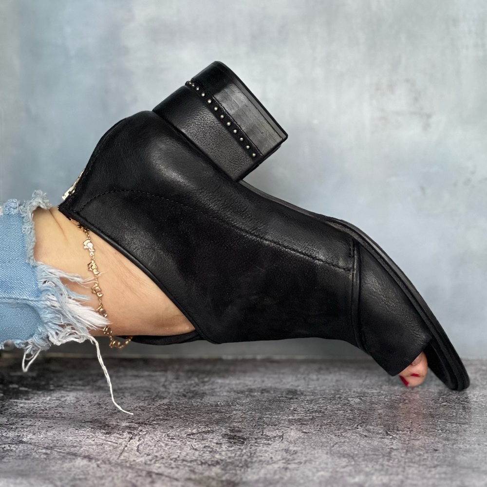 Soft leather comfortable shoes booties peep toe boot